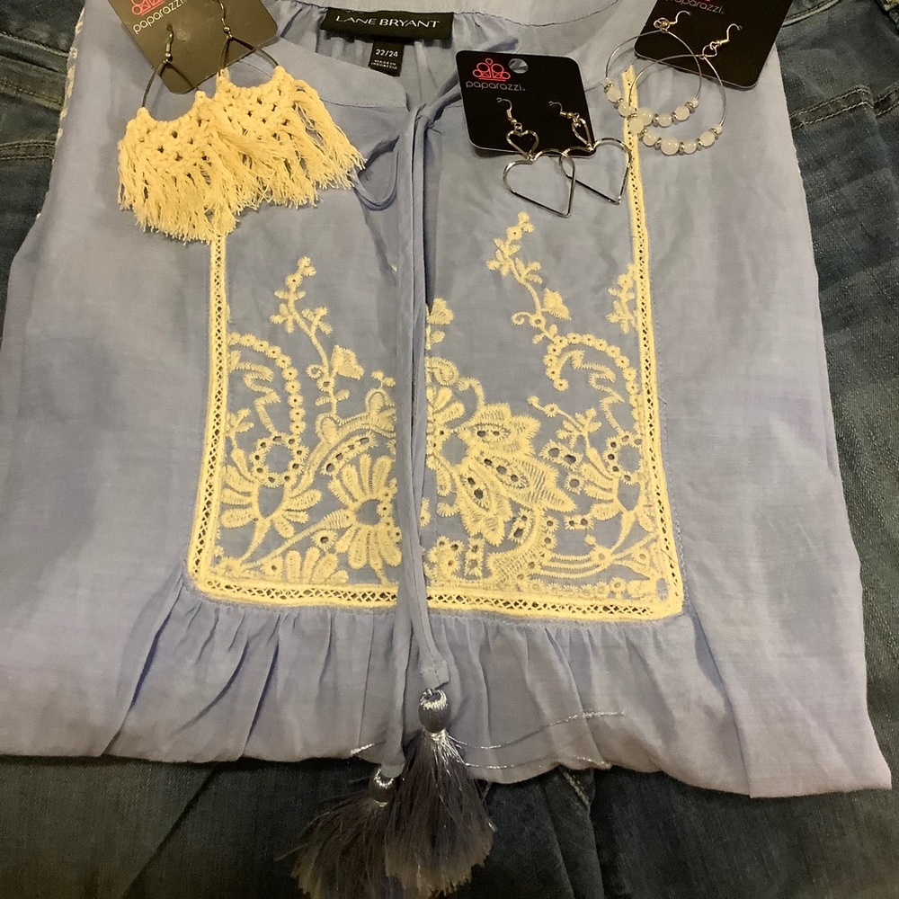 Lane Bryant Appliqué light to medium blue